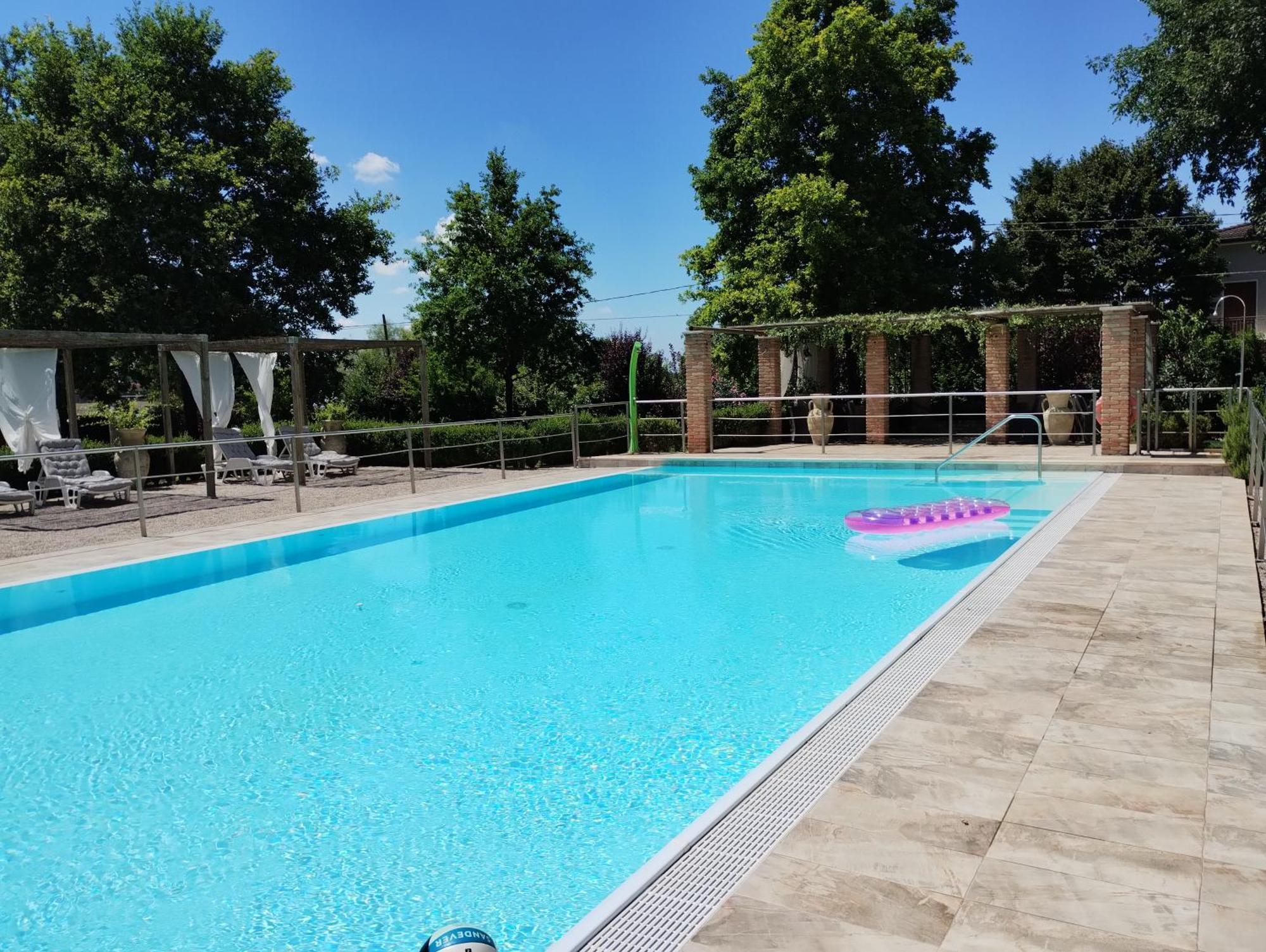 B&B Casazze Dream Marcaria Bagian luar foto